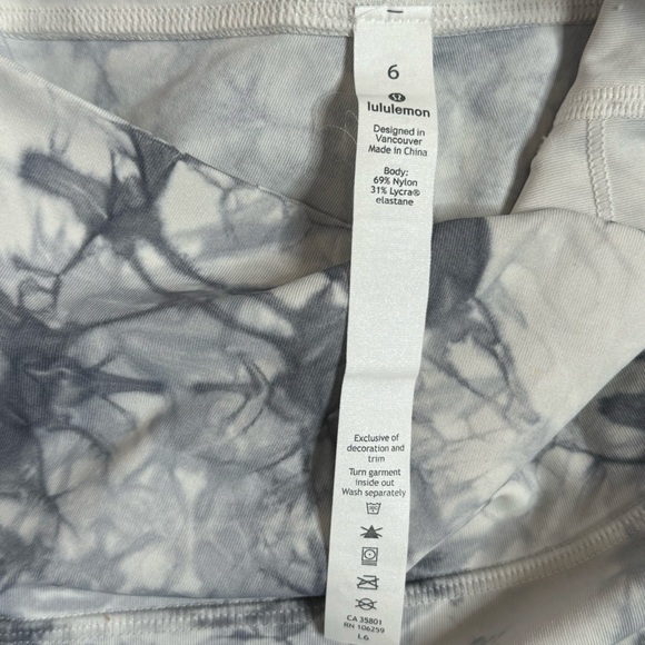 Lululemon Wunder Under HR Crop Dual Shibori Antique White Cement Grey Sz 6 - Picture 10 of 12